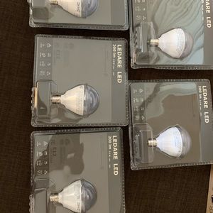 Ikea new 5 bulbs for vanity room lights